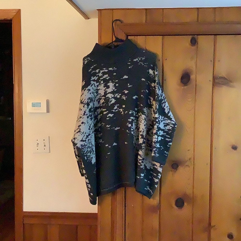 LOOK by M New York sweater OS
